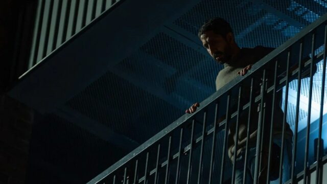 Charlie Heaton e Sagar Radia em 