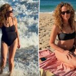 A estrela de 'Dirty Dancing' Jennifer Grey, 65, aproveita o sol em uma dupla de maiôs pretos