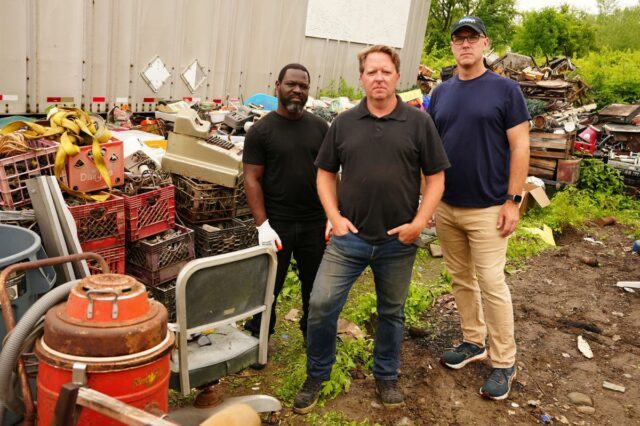 A estrela de 'Filthy Fortunes' diz que milhões de americanos, A estrela de 'Filthy Fortunes' diz que milhões de americanos, sem saber, têm entre US$ 10 mil e US$ 20 mil escondidos em suas casas