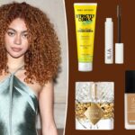 Tubo e varinha de rímel ILIA em marrom, com uma borda marrom.