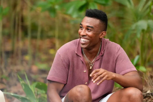 A estrela de 'Survivor 50' Kyle Fraser analisa a dinâmica real de sua tribo
