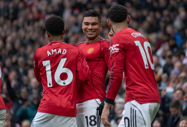 A influência de Casemiro sobre Amad Diallo é rivalizada por três jogadores 'muito importantes' do Man Utd no vestiário
