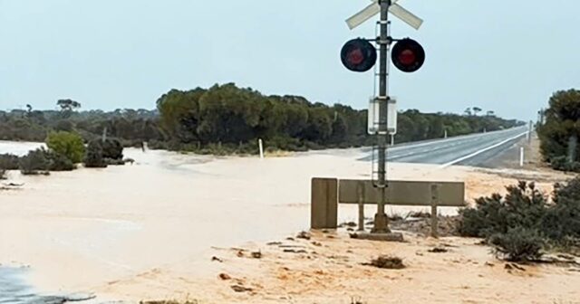 A ligação ferroviária leste-oeste pode ser cortada por muito mais tempo do que o esperado
