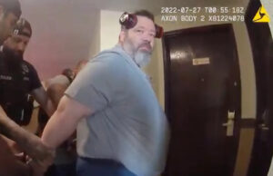 À medida que o ICE se expande, uma revisão da AP sobre crimes cometidos por agentes mostra como os seus poderes podem ser abusados Yahoo news home