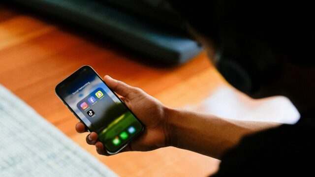 A mídia social é viciante? A mídia social é viciante?