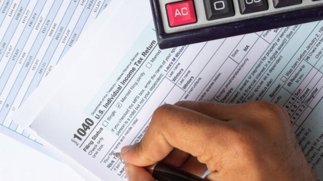 A paralisação do governo não afetará sua declaração de imposto de renda de 2026
