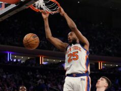 A ‘responsabilidade’ que alimenta a mudança de Mikal Bridges nos Knicks O guarda do New York Knicks, Mikal Bridges, enterrou a bola durante um jogo contra o Los Angeles Lakers.