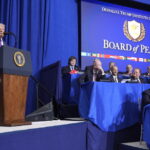 A reunião inaugural do 'Conselho de Paz' de Trump foi patética - e obscura