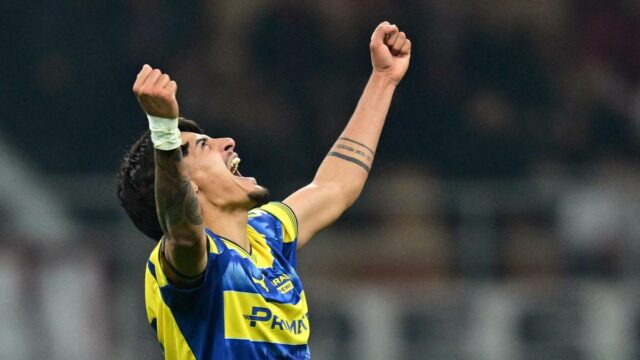 AC Milan tem esperanças de título prejudicadas após derrota por 0-1 para o Parma na Série A
