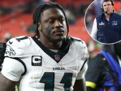 AJ Brown desperta o burburinho dos Patriots enquanto os rumores comerciais começam a girar novamente O técnico do New England Patriots, Mike Vrabel, está na linha lateral durante o Super Bowl LX.