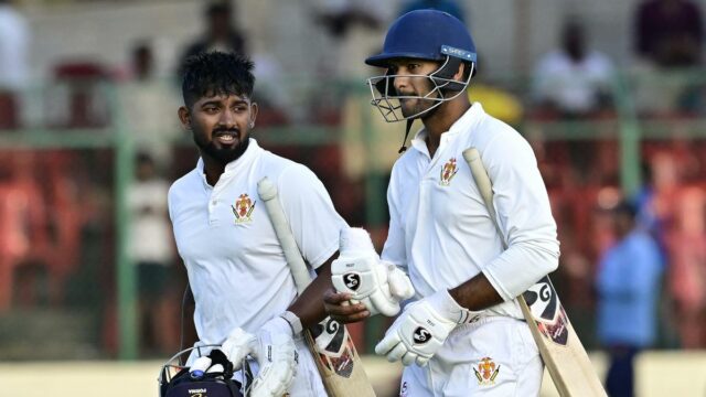 AO VIVO, Dia 4: Karnataka vs Jammu e Caxemira, Final do Troféu Ranji 2026: KAR fixa esperanças em Mayank, Kruthik, trilhas por 364 corridas
