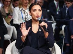 AOC acusa Israel de genocídio na Alemanha, onde o Holocausto foi lançado, provocando indignação AOC acusa Israel de genocídio na Alemanha, onde o Holocausto foi lançado, provocando indignação