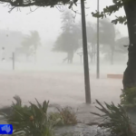 Acampamento, minas evacuadas enquanto o ciclone Mitchell atinge a costa