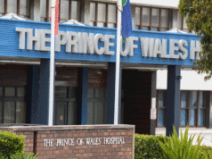 Acordo alcançado para salvar hospitais privados em colapso Uma mulher morreu com COVID-19 no Hospital Prince of Wales em Randwick.