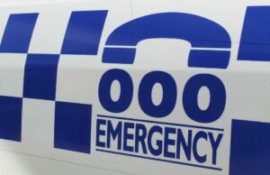 Acusações feitas, homens procurados por suposto golpe de estacionamento em todo o estado policial genérico