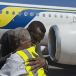 Voo pousa no aeroporto de Cartum