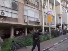 Agitação contínua na cidade ultraortodoxa de Bnei Brak depois que dois soldados israelenses atacaram Yahoo news home