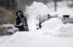 Alerta de tempestade de inverno enquanto 8 pés de neve atingem: ‘Impossível’ Alerta de tempestade de inverno enquanto 8 pés de neve atingem: 'Impossível'