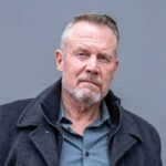 Americano ferido em Benghazi – e ainda carregando 16 estilhaços – comemora prisão do agressor