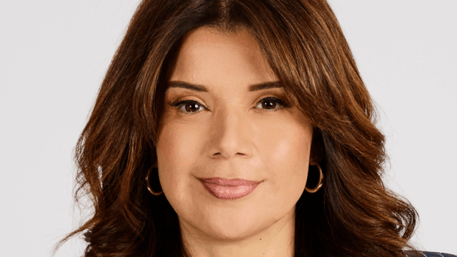 Ana Navarro fica sem censura em podcast chamado 'Bleep!' Ana Navarro fica sem censura em podcast chamado 'Bleep!'