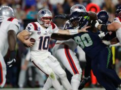 Análise instantânea do Super Bowl 60: Seahawks derrotam Patriots no Levi’s Stadium Eric Saubert (81), do Seattle Seahawks, faz uma recepção para touchdown no quarto período do Super Bowl 60 no Levi's Stadium em Santa Clara, Califórnia, no domingo, 8 de fevereiro de 2026. (Jose Carlos Fajardo/Bay Area News Group)