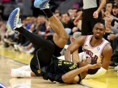 Análise instantânea do Warriors: Sem Curry, Golden State com falta de mão de obra cai para 76ers antes do prazo de negociação Draymond Green (23), do Golden State Warriors, arremessa contra o Philadelphia 76ers no segundo quarto de um jogo da NBA no Chase Center, em San Francisco, Califórnia, na terça-feira, 3 de fevereiro de 2026. (Ray Chavez/Bay Area News Group)