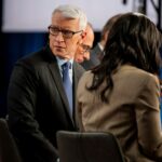 Anderson Cooper saindo de '60 minutos 'em meio à agitação da CBS News