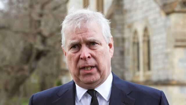 Andrew Mountbatten-Windsor prende atualizações AO VIVO: Ex-príncipe preso pela polícia Uma vista aérea da Wood Farm, que fica em Sandringham Estate.