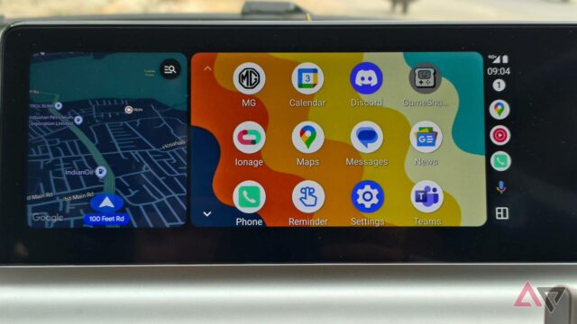 Android Auto se recusa a ouvir comandos de voz Widget da barra de tarefas do Android Auto mostrando uma faixa de áudio em reprodução
