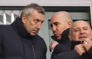 Relatório: Ineos acha que uma decisão do Man Utd é mais importante do que escolher um treinador principal neste verão Andy Mitten: Jason Wilcox e Omar Berrada satisfeitos com a vitória, apesar do "fraco" desempenho do Man Utd