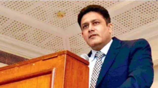 Anil Kumble elogia as Índias Ocidentais após uma vitória impressionante sobre o Zimbábue
