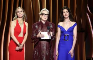 Anne Hathaway compartilha código de vestimenta para os fãs assistirem ‘The Devil Wears Prada 2’ Meryl Streep abre caminho de volta à vida de Anne Hathaway no trailer de O Diabo Veste Prada 2