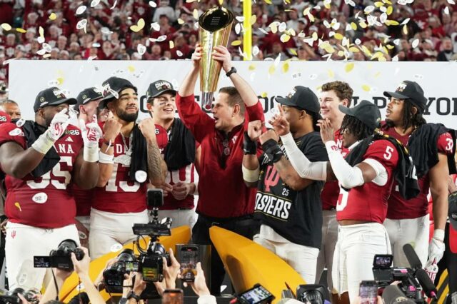 Antevisão do Big Ten Football 2026: Indiana, Oregon, Ohio State no topo, enquanto a conferência visa o quarto título nacional consecutivo
