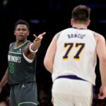 Anthony Edwards assa Luka Doncic do Lakers e SGA do Thunder em anúncio de calçados