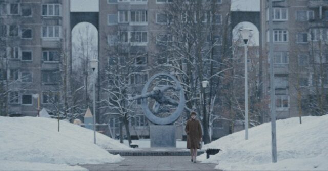 Apple TV revela nova série de suspense sobre corrida espacial em breve
