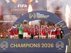 Arsenal levanta primeira Copa dos Campeões Feminina em vitória emocionante sobre o Corinthians lightbox-info