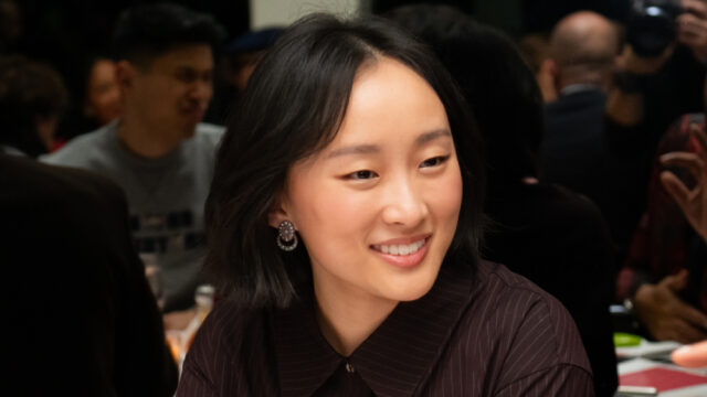 As estrelas de 'KPop Demon Hunters' Ji-young Yoo, Daniel Dae Kim e Harry Shum Jr. participam do jantar de ano novo lunar da Brooks Brothers Gold House
