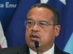 Assista ao vivo: Minnesota AG Keith Ellison, funcionários do DHS testemunham perante o Senado Assista ao vivo: Minnesota AG Keith Ellison, funcionários do DHS testemunham perante o Senado