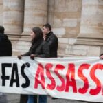 Assistente parlamentar de esquerda entre quatro presos por suposto assassinato de estudante conservador francês pela Antifa