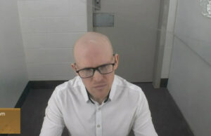 Atirador de mesquita na Nova Zelândia tenta descartar sua confissão de culpa, dizendo que a prisão o tornou irracional Yahoo news home