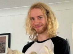 Ativista da Ação Palestina que ‘fraturou a coluna de um policial com uma marreta’ durante arrombamento em uma fábrica de armas ligada a Israel é inocentado de lesões corporais graves O membro da Ação Palestina, Samuel Corner, 23 anos, (foto), foi acusado de atacar a sargento de polícia Kate Evans com uma marreta e fraturar sua coluna. Desde então, ele foi inocentado de lesões corporais graves