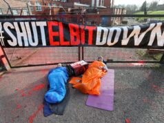 Ativistas pró-Palestina absolvidos de roubo em local de armas israelense no Reino Unido Ativistas pró-Palestina absolvidos de roubo em local de armas israelense no Reino Unido