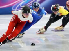 Atleta olímpica manda ‘amor e abraços’ para patinadora que cortou o rosto durante a corrida GettyImages-2262154134 Kristen Santos Griswold