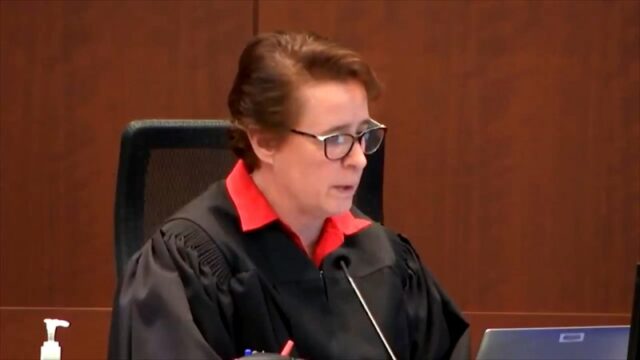 Au pair presa por dez anos
