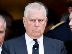 Autoridades do Reino Unido considerarão a divulgação de documentos confidenciais relacionados ao ex-príncipe Andrew ligado a Epstein Autoridades do Reino Unido considerarão a divulgação de documentos confidenciais relacionados ao ex-príncipe Andrew ligado a Epstein