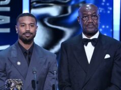 BBC sob ataque depois que homem com síndrome de Tourette grita insultos racistas nos BAFTAs BBC sob ataque depois que homem com síndrome de Tourette grita insultos racistas nos BAFTAs