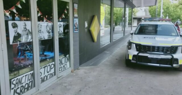 Um bar em Canberra está sendo investigado por violações de crimes de ódio após uma série de cartazes, que o proprietário diz serem claramente satíricos. 