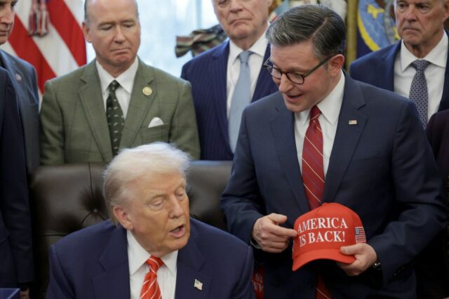 Barabak: Não há nada de falso nas eleições na Califórnia. O mesmo não pode ser dito de Trump e dos seus facilitadores.
