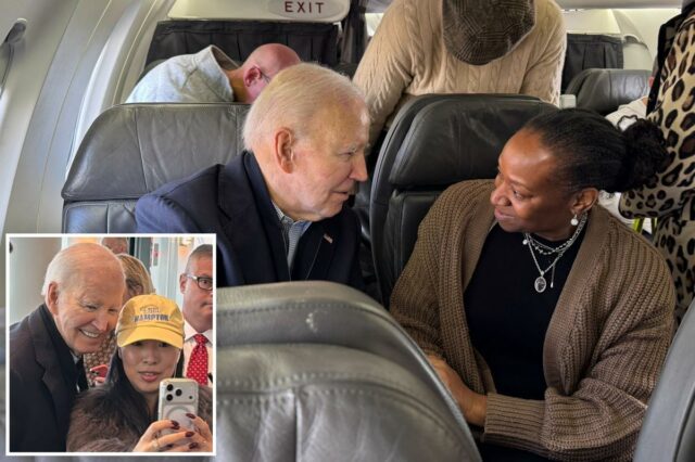 Biden voa para a Carolina do Sul para uma rara parada de campanha após o diagnóstico de câncer – tenta tirar uma selfie ‘estranha’ com um apoiador 
