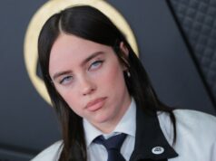 Billie Eilish e mais usam broches ‘ICE Out’ no Grammy; Kehlani diz ‘F-ICE!’ Durante a premiação e diz aos artistas para ‘falarem contra todas as injustiças do mundo’ Billie Eilish e mais usam broches ‘ICE Out’ no Grammy; Kehlani diz 'F-ICE!' Durante a premiação e diz aos artistas para 'falarem contra todas as injustiças do mundo'